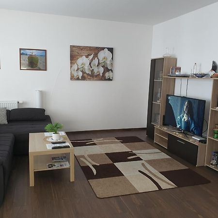 Park West Apartment - Free Parking Budapest Exteriör bild