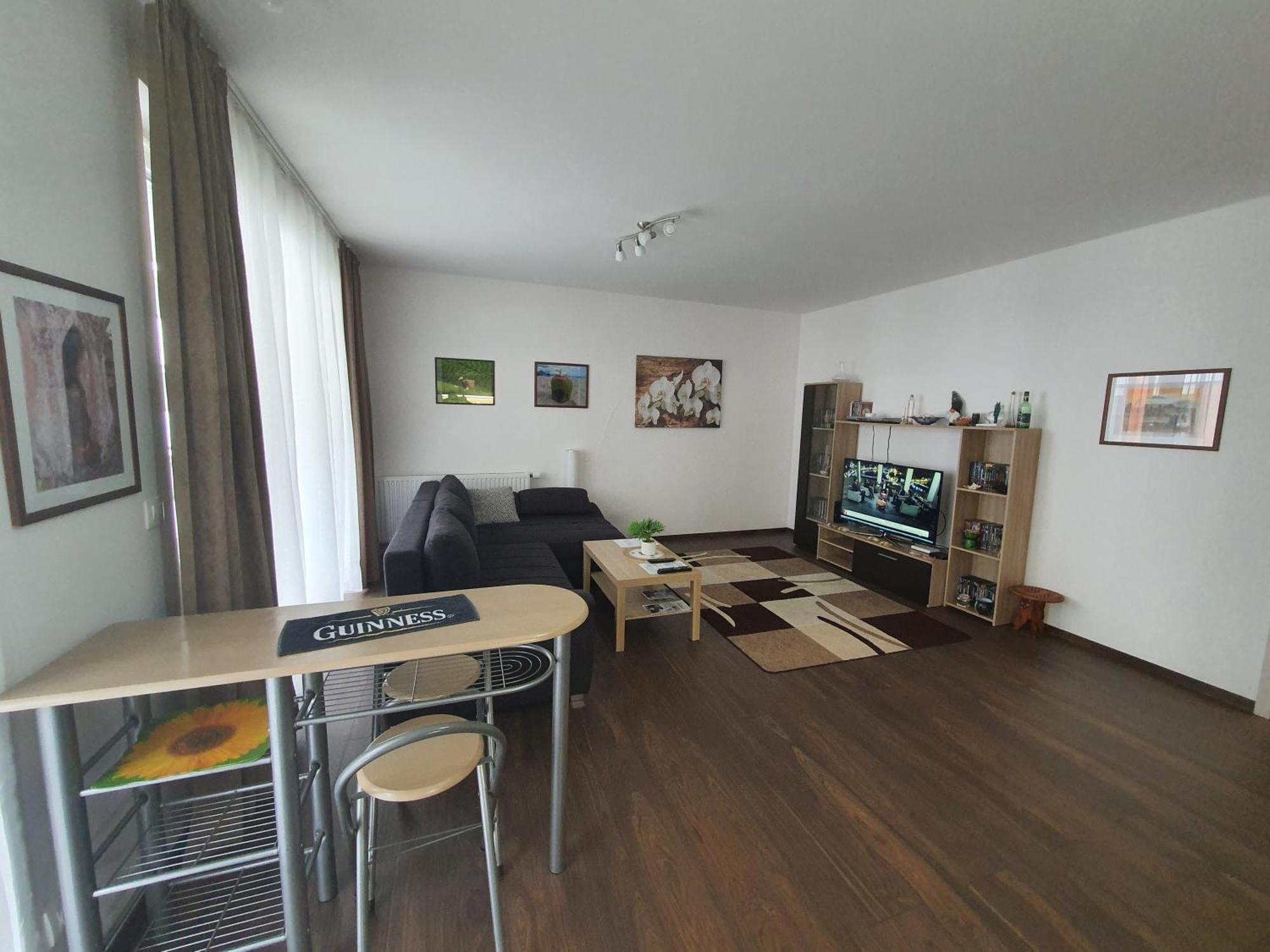 Park West Apartment - Free Parking Budapest Exteriör bild